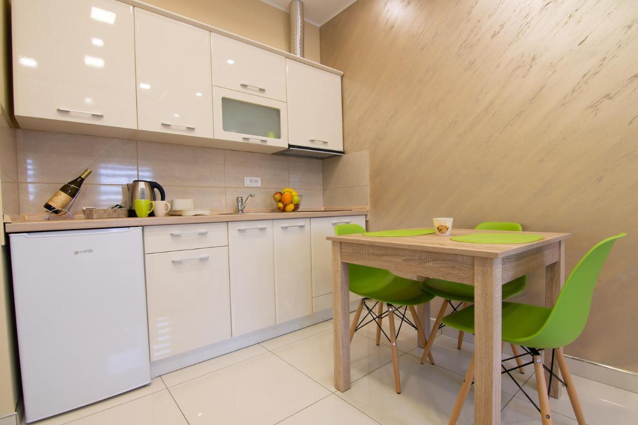 Jana Apartmani Belgrado Esterno foto