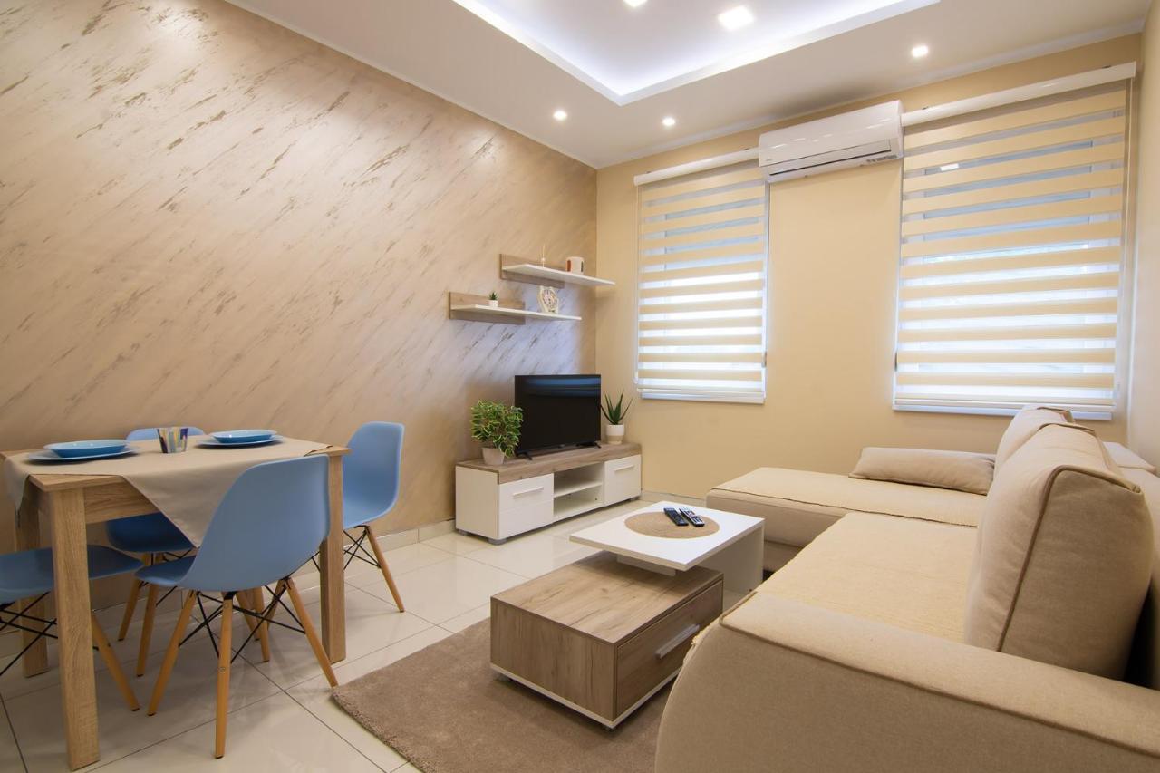 Jana Apartmani Belgrado Esterno foto