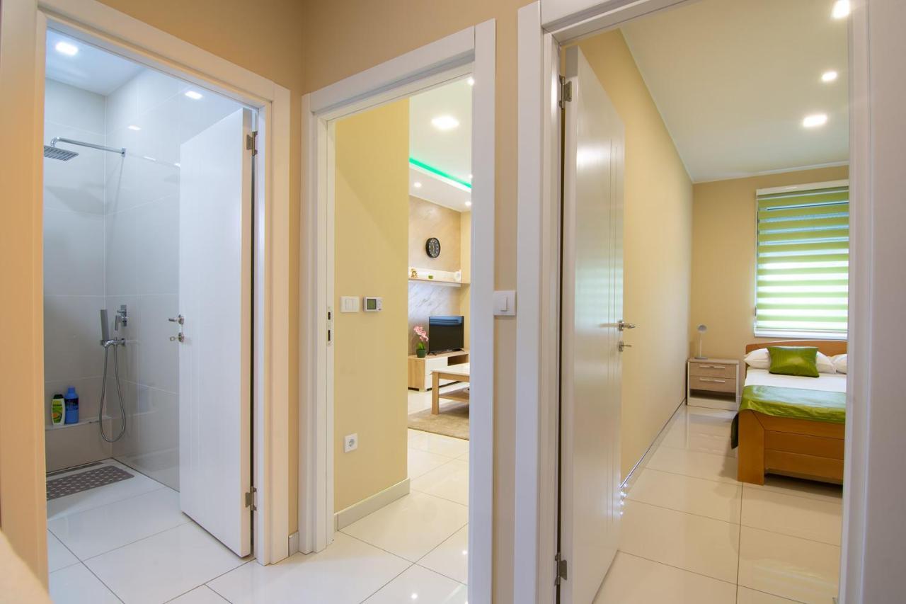 Jana Apartmani Belgrado Esterno foto