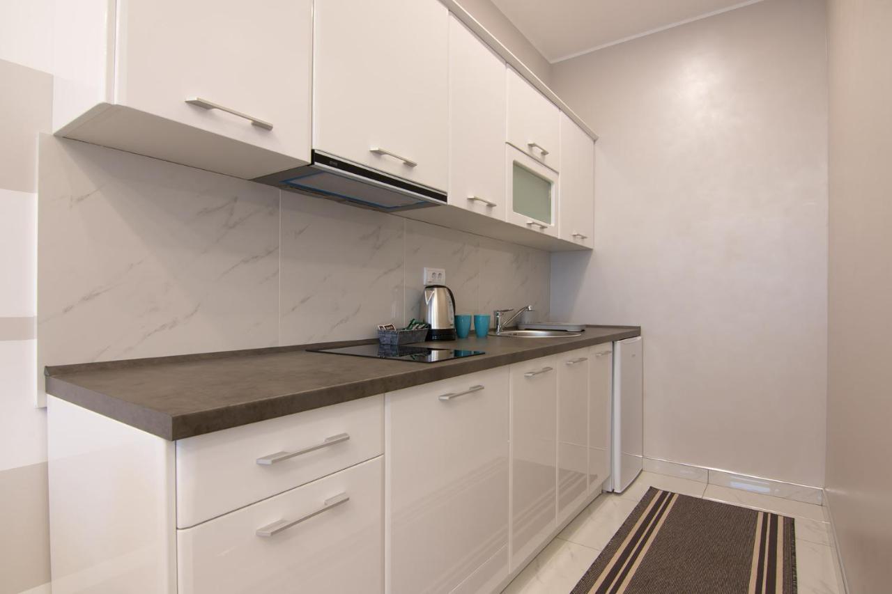 Jana Apartmani Belgrado Esterno foto